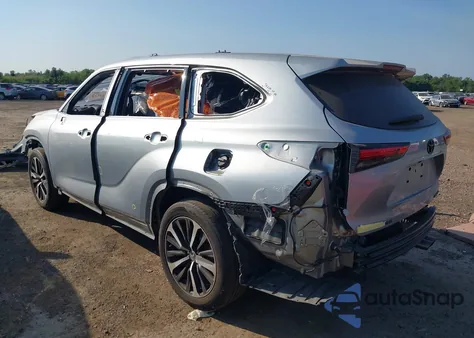 2021 Toyota Highlander Xse z USA, uszkodzony, nr VIN 5TDJZRBH4MS129931